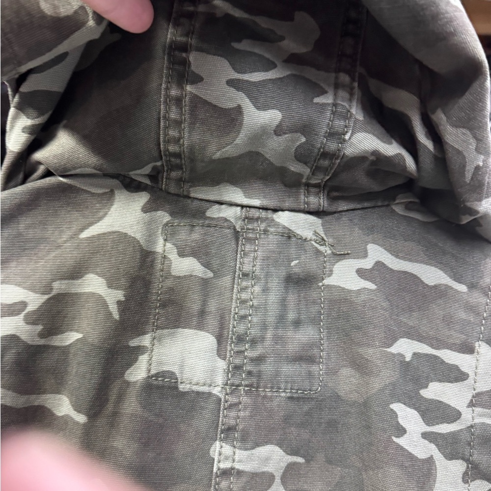 Universal Thread Olive Camo Utility Jacket - image 4